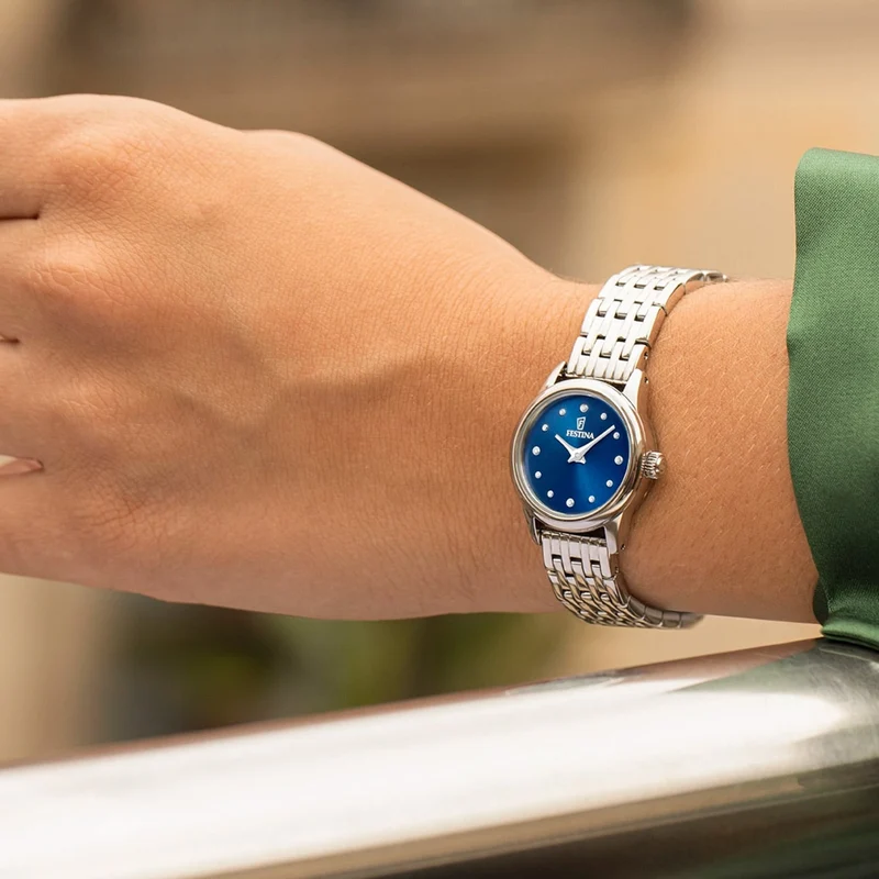 Festina Mademoiselle F20749/4 Damenuhr Silberfarben/Blau • Quarzwerk • Mineralglas