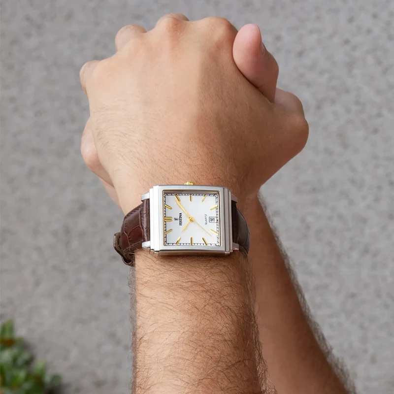 Festina On the Square F20681/4 Herrenuhr Silber • Quarzwerk • Lederarmband