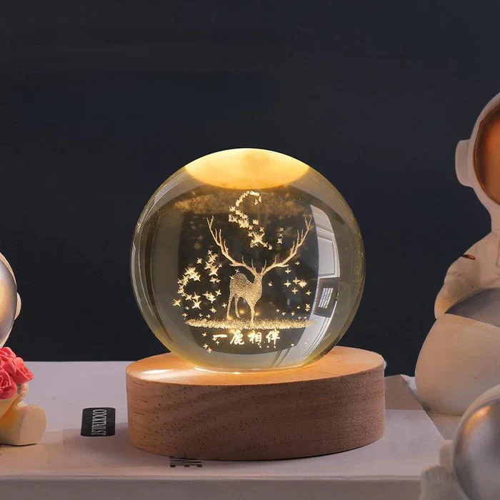3D Gravure Verlichte Glazen Bol met Houten Voet | Cosmos Sterrenstelsel LED Nachtlampje USB Decoratieve Bol | Sansoti