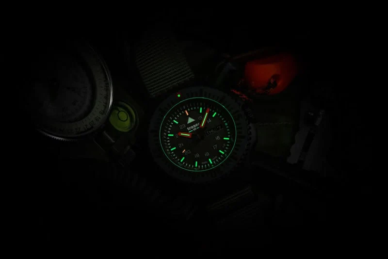Traser P69 Black Stealth 109858 Herrenuhr • H3-Tritium Leuchttechnologie • Swiss Made