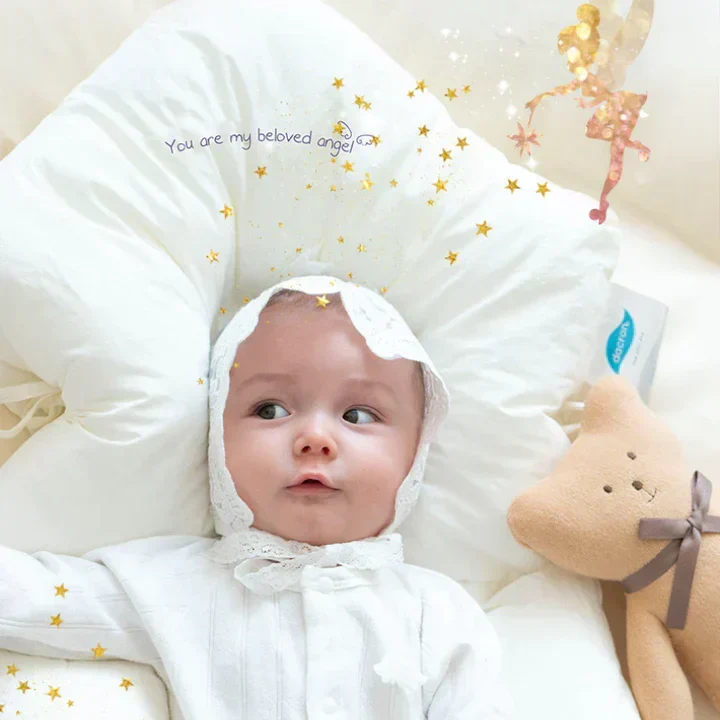 Omarmingskussen Baby Antibacterieel Katoenen Zachte Vulling 0-12 Maanden Veilig Ergonomisch Pastel | Sansoti