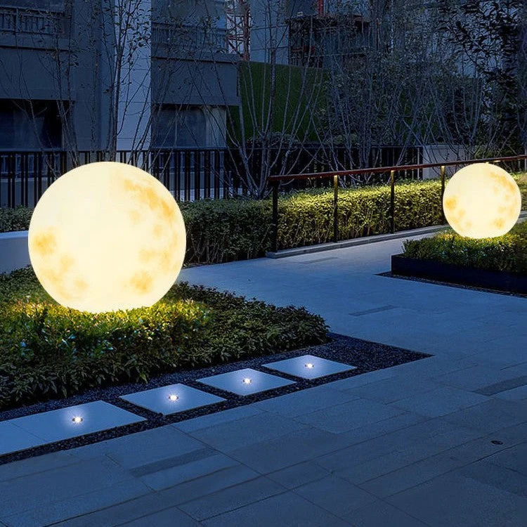 Maanvormige Tuinlantaarn op Zonne-Energie LED Buitenverlichting Hars Glasvezel Tuin Terras Balkon Decoratie | Sansoti