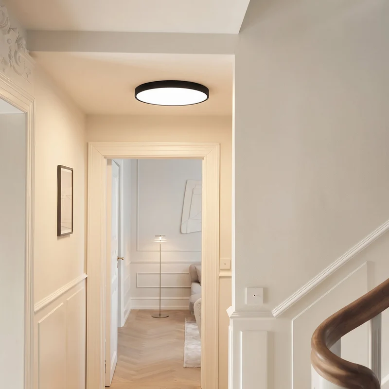 Ultraslanke LED Plafondlamp Rond IJzer Zwart Wit 23-37cm Scandinavisch Modern Woonkamer Slaapkamer Verlichting | Sansoti