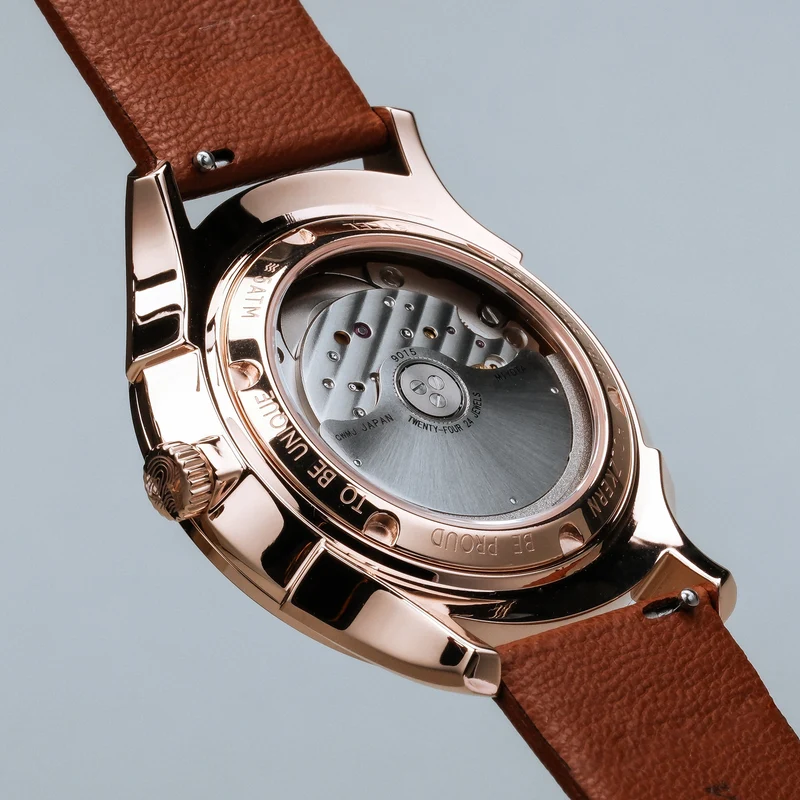 Holzkern Milestones Herrenuhr • Automatikwerk Miyota 9039 • Saphirglas