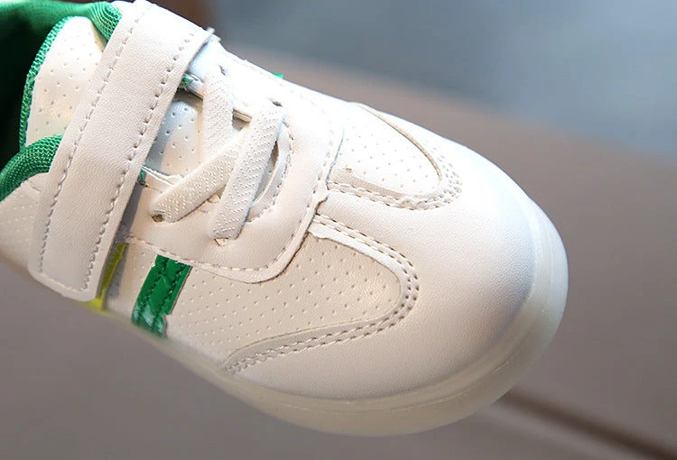Verlichte Kindersneakers met Flexibele Zool - LED Schoenen voor Kinderen - Sportieve Kinderschoenen met Lichteffect | Sansoti