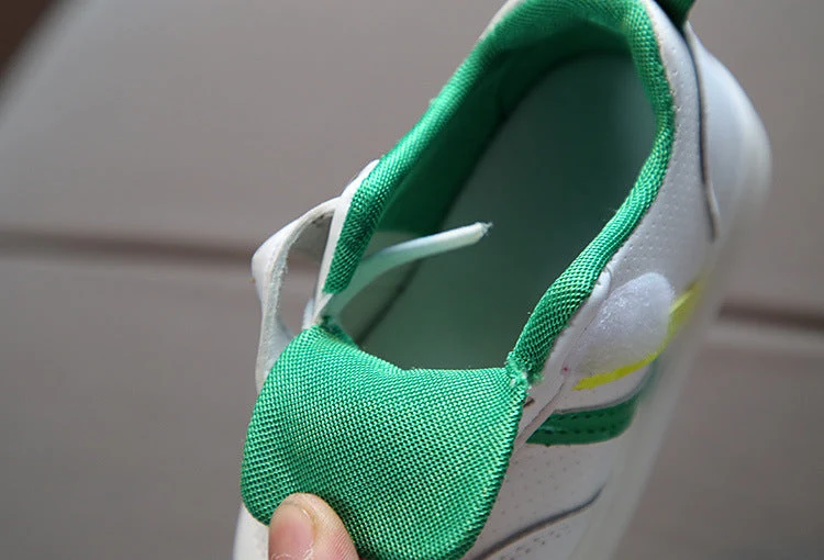 Verlichte Kindersneakers met Flexibele Zool - LED Schoenen voor Kinderen - Sportieve Kinderschoenen met Lichteffect | Sansoti