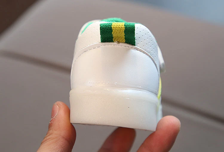 Verlichte Kindersneakers met Flexibele Zool - LED Schoenen voor Kinderen - Sportieve Kinderschoenen met Lichteffect | Sansoti