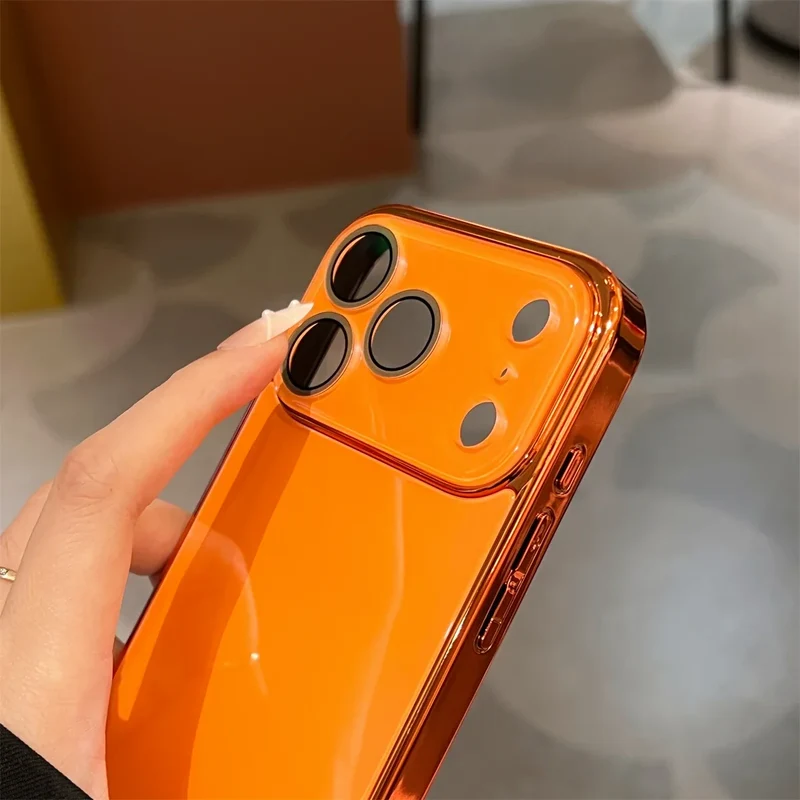 Glazen iPhone Hoesje met Camerabescherming en Gegalvaniseerde Zijkanten voor Premium Grip en Stijlvolle Look | Sansoti