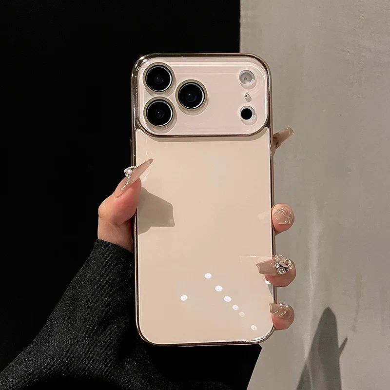 Glazen iPhone Hoesje met Camerabescherming en Gegalvaniseerde Zijkanten voor Premium Grip en Stijlvolle Look | Sansoti
