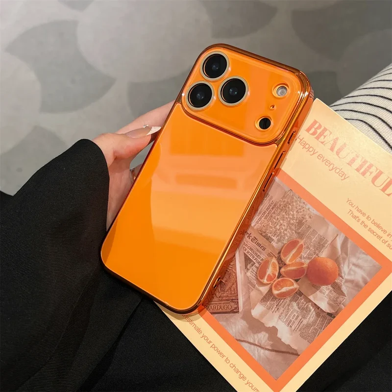 Glazen iPhone Hoesje met Camerabescherming en Gegalvaniseerde Zijkanten voor Premium Grip en Stijlvolle Look | Sansoti