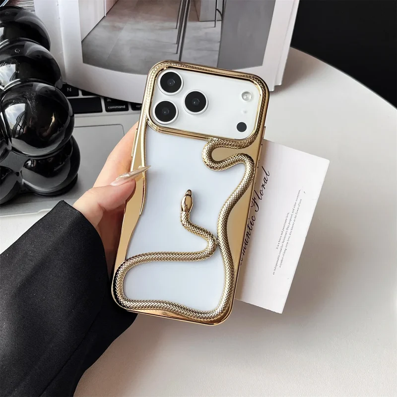iPhone Hoesje met Slangpatroon en Verstevigde Bumper – Matte en Verchroomde Afwerking voor iPhone 12-17 | Sansoti