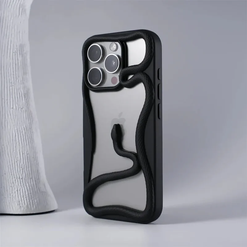 iPhone Hoesje met Slangpatroon en Verstevigde Bumper – Matte en Verchroomde Afwerking voor iPhone 12-17 | Sansoti
