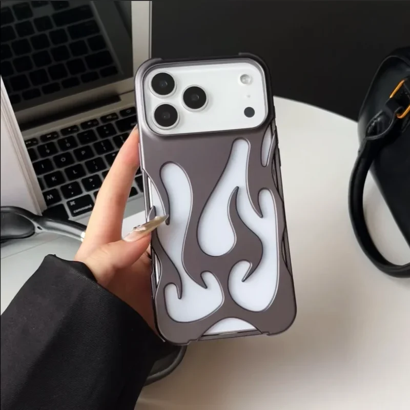 Geperforeerde Telefoonhoes iPhone met Vlammendesign Warmteafvoer Mat of Glanzend Afwerking Beschermhoes | Sansoti