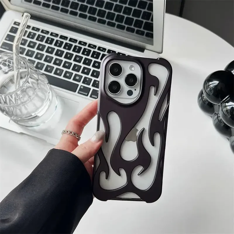 Geperforeerde Telefoonhoes iPhone met Vlammendesign Warmteafvoer Mat of Glanzend Afwerking Beschermhoes | Sansoti