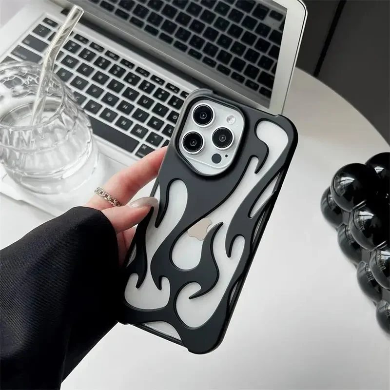 Geperforeerde Telefoonhoes iPhone met Vlammendesign Warmteafvoer Mat of Glanzend Afwerking Beschermhoes | Sansoti