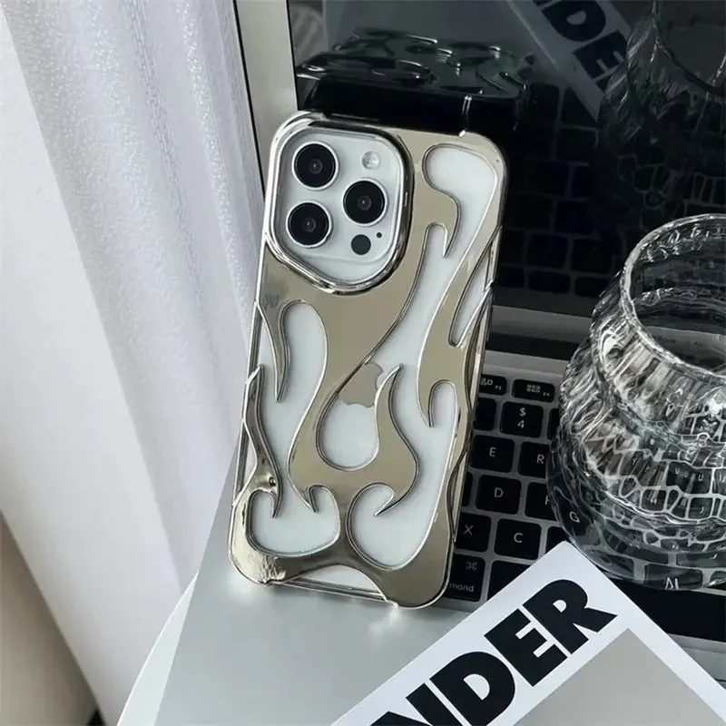 Geperforeerde Telefoonhoes iPhone met Vlammendesign Warmteafvoer Mat of Glanzend Afwerking Beschermhoes | Sansoti