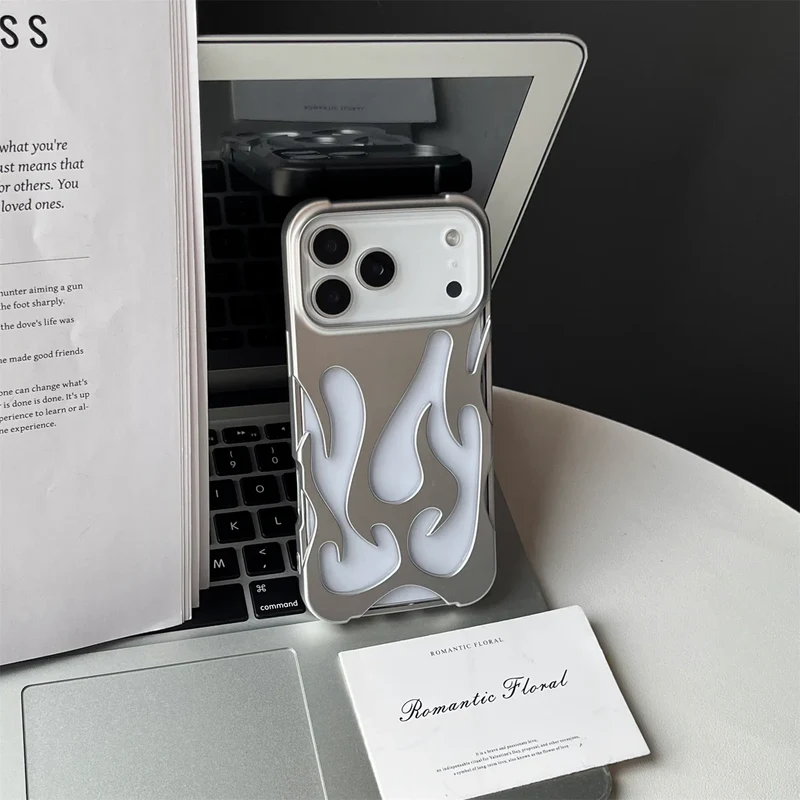 Geperforeerde Telefoonhoes iPhone met Vlammendesign Warmteafvoer Mat of Glanzend Afwerking Beschermhoes | Sansoti