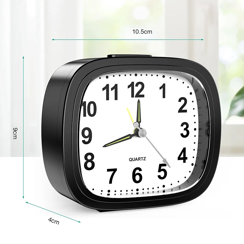 Klassischer Quarzwecker für das Schlafzimmer