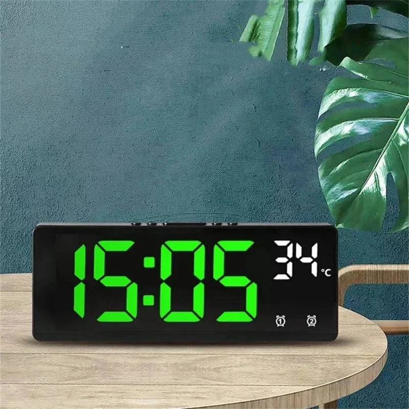 LED Digitalwecker mit Temperaturanzeige