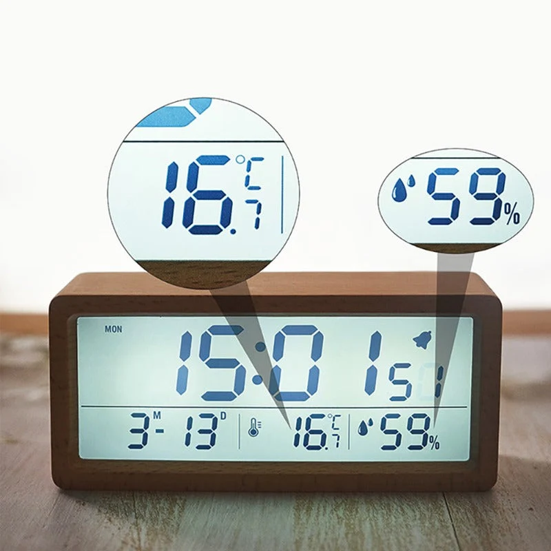 Digitalwecker im Holzgehäuse mit Temperatur