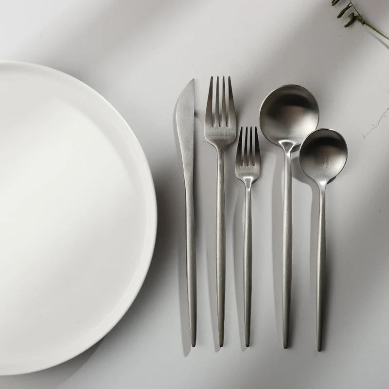 Bestek Set 18/10 RVS met Titanium Coating voor Moderne Gedekte Tafels 4 tot 16 Personen Elegante Tafelbestek | Sansoti