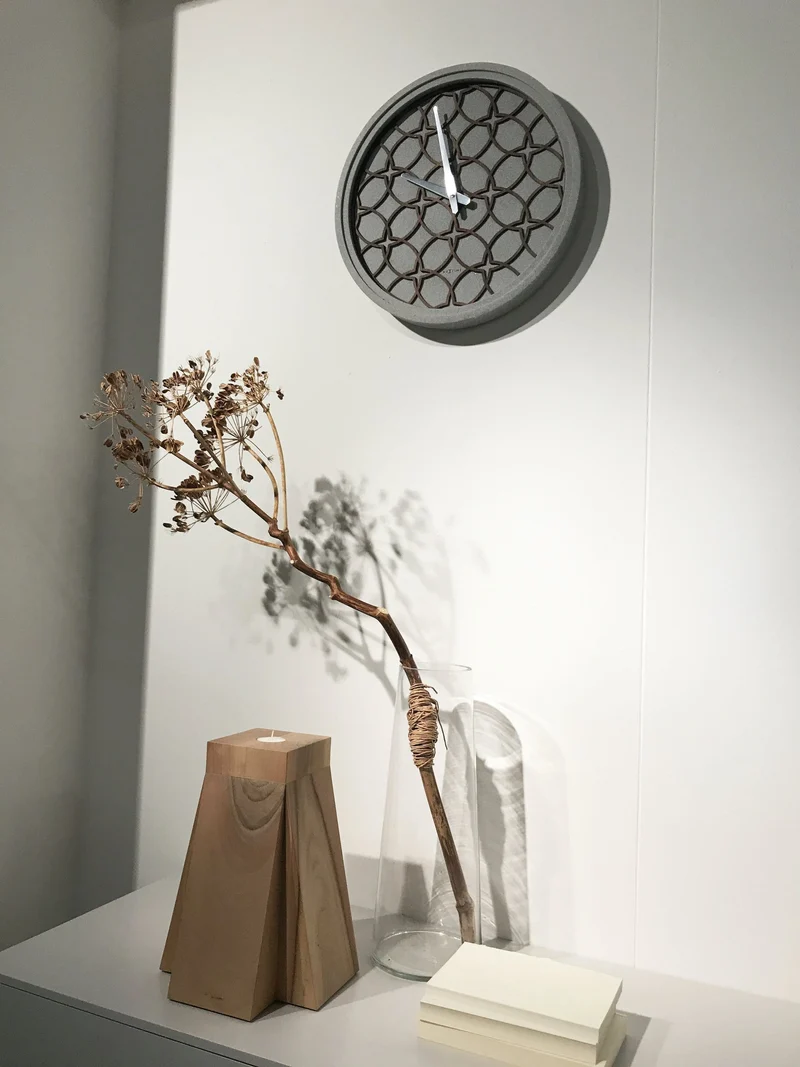 Wall Clock - 39.5 cm - Polyresin/Wood - 'Concreto love'