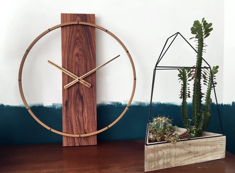 Wall clock - 50.8 x 58.2 x4.3 cm - Wood/Steel