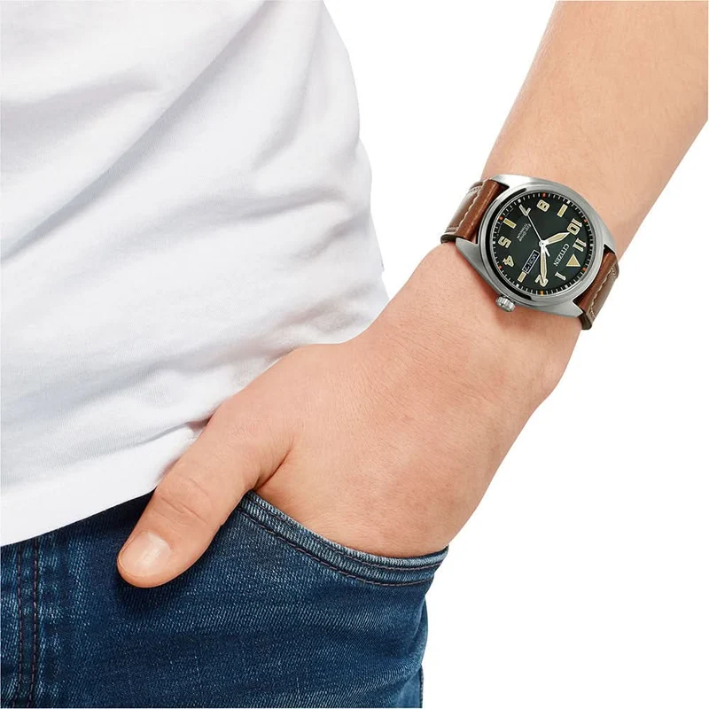 Citizen Super Titanium BM8560-11XE Herrenuhr • Eco-Drive • Saphirglas