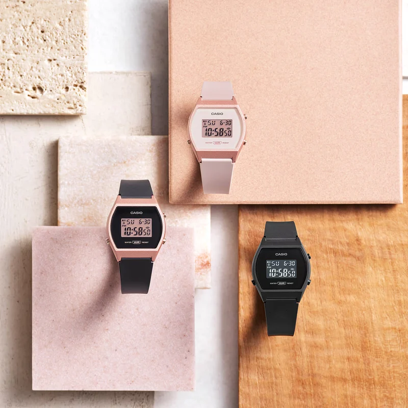 Casio Collection LW-204-4AEF Damenuhr • Kultiges Retro-Design • Digitale Funktionen