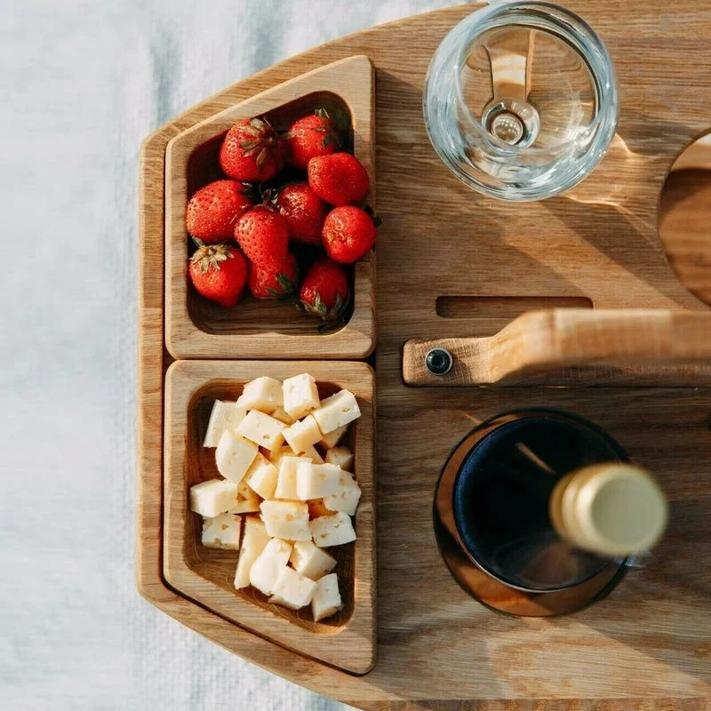 Opvouwbare Houten Wijnpicknicktafel met Fleshouders en Snackcompartimenten | Draagbare Wijnserveerset voor Buiten Park Strand Tuin Balkon | Sansoti