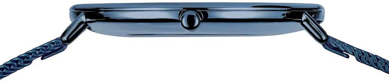Bering Ultra Slim 15729-397 Damenuhr • Kratzfestes Saphirglas • Blaues Milanaise-Band