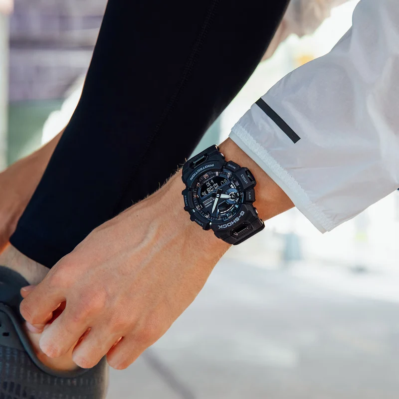 Casio G-Shock GBA-900-1AER Herrenuhr • Extreme Stoßfestigkeit • Smarte Funktionen