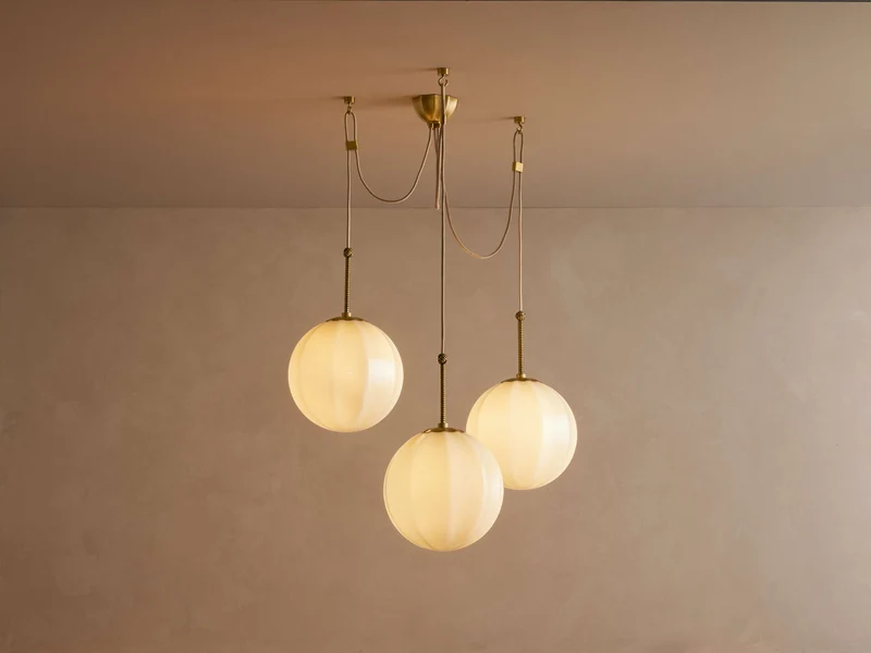 Kroonluchter Messing Crèmeglas Meerdere Bollen Verstelbare Ophanging Vintage Stijl Sfeervol Woonkamer | Sansoti