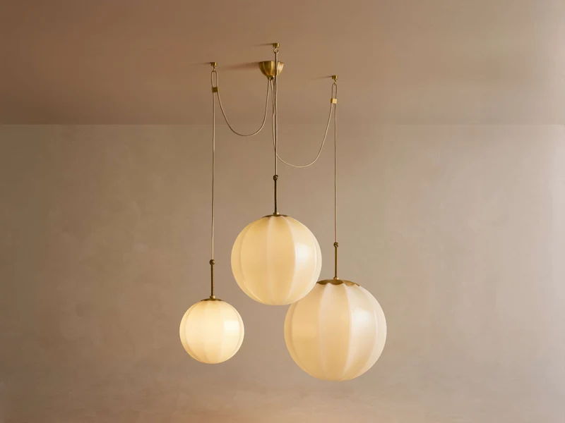 Kroonluchter Messing Crèmeglas Meerdere Bollen Verstelbare Ophanging Vintage Stijl Sfeervol Woonkamer | Sansoti