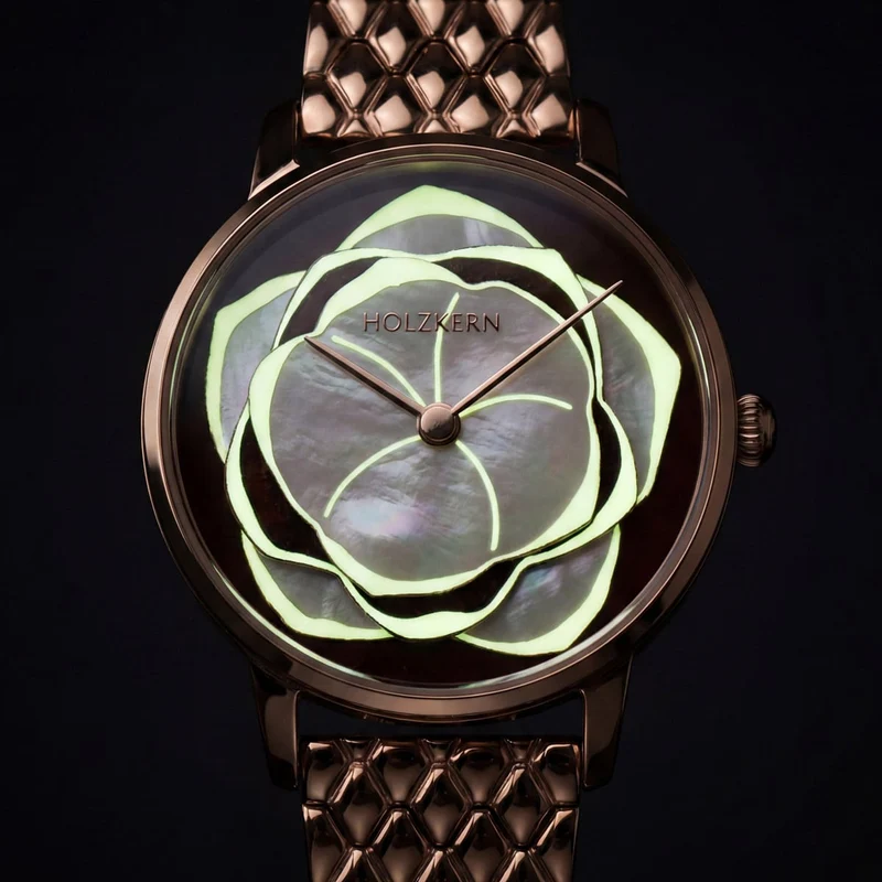 Holzkern Rosetta Damen Armbanduhr Roségold • Miyota-GL24 Quarzwerk • Echtes Perlmutt & Jaspis
