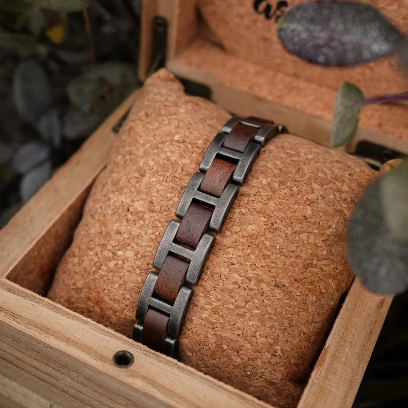 Holzkern Askja Herrenuhr • Naturholz & Marmor • Dual Time Quarzwerk
