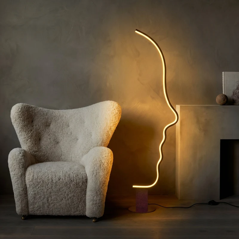 Sculpturale Vloerlamp met Gezichtsdesign Warmwit LED 3000K Aluminium Ijzer 142cm Hoog Woonkamer Sfeerlicht | Sansoti