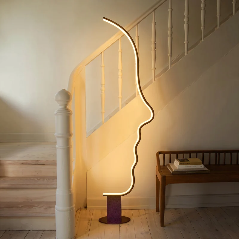 Sculpturale Vloerlamp met Gezichtsdesign Warmwit LED 3000K Aluminium Ijzer 142cm Hoog Woonkamer Sfeerlicht | Sansoti