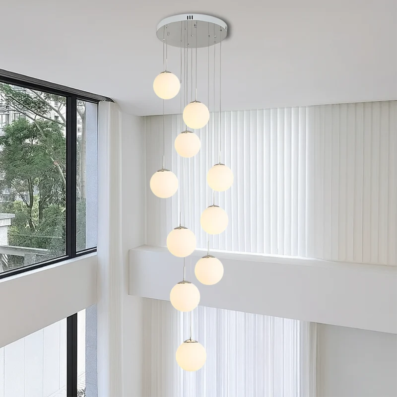 Trapsgewijze Kroonluchter met Glazen Bollen Verstelbaar voor Hoge Ruimtes Scandinavisch Design Woonkamer Eetkamer | Sansoti