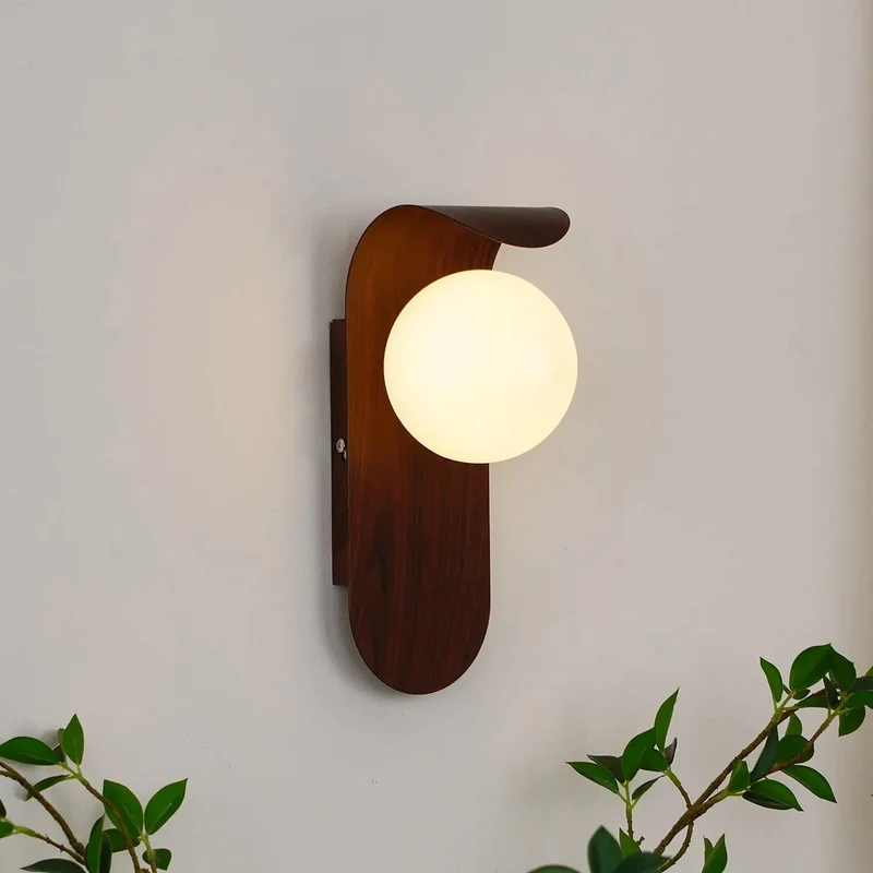 Wandlamp met Bol Kap G9 Fitting Walnoot Hout LED Verlichting Slaapkamer Gang Traphal Warm Licht Japandi Stijl | Sansoti