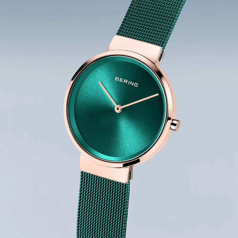 Bering Classic 14531-869 Damenuhr • Kratzfestes Saphirglas • Feines Milanaise-Armband
