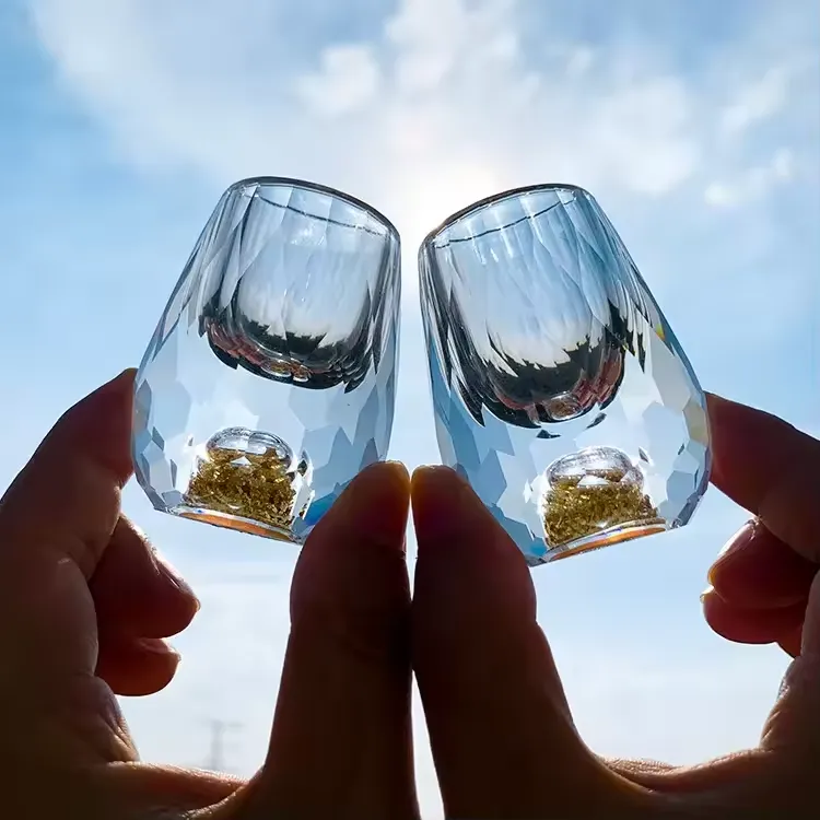 Japans Shotglas met Goudfolie Dubbele Bodem 15ml Premium Kristalglas Sakebekertje Luxe Drankglas Wodka Likeur Thee Ceremonie Cadeau Gouden Accent Elegant Design | Sansoti