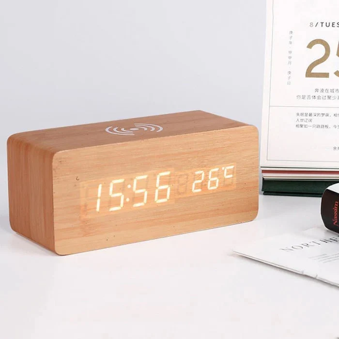 Houten Wekker met Draadloos Opladen LED Display Tijd Datum Temperatuur Stemactivatie Slaapkamer Bedlampje | Sansoti