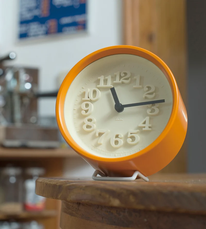 Lemnos Riki Chiisana Tokei WR07-15-OR Wanduhr Orange • Geräuschloses Quarzwerk • Japanisches Design