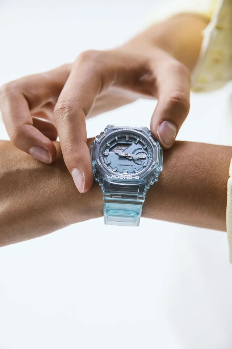 Casio G-Shock GMA-S2100SK-2A Damenuhr • Extreme Stoßfestigkeit • Transparentes Design