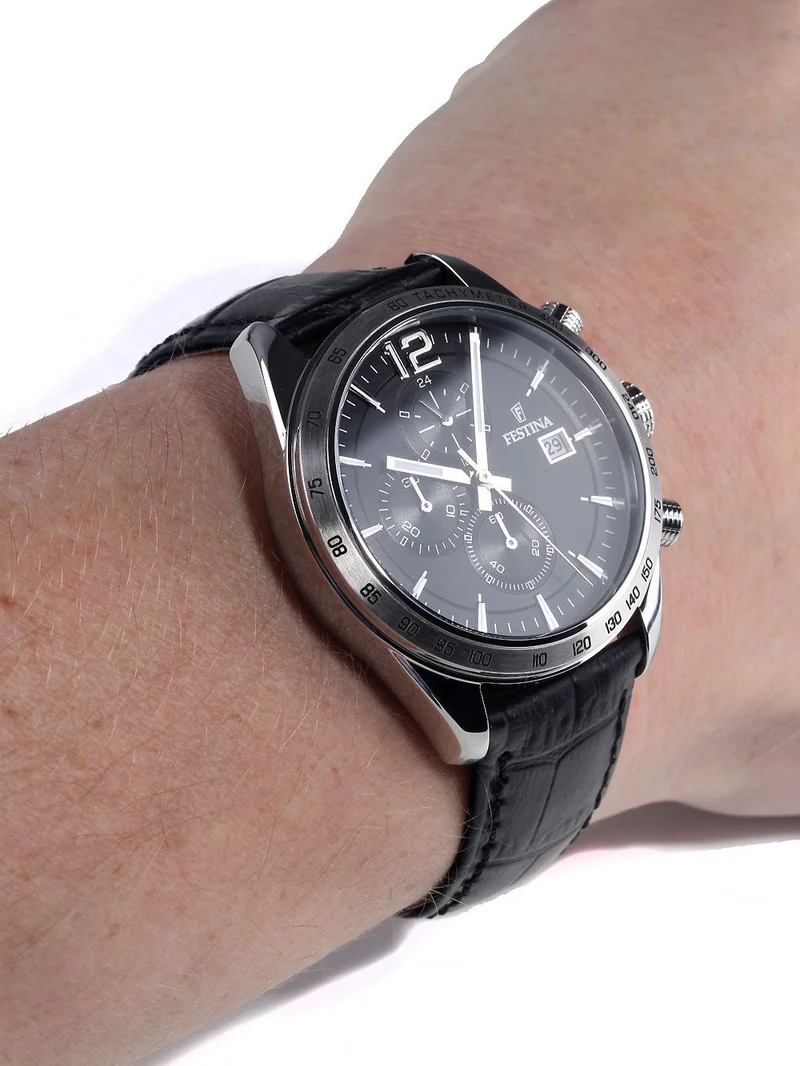Festina Timeless Chronograph F16760/4 Herrenuhr Schwarz • Miyota Quarzwerk • Schwarzes Lederarmband