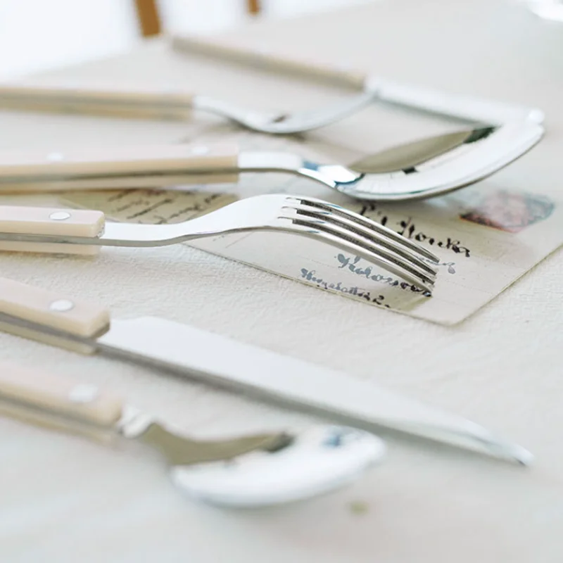 Bestekset 24-delig met Gravure RVS Zwart Wit Groen Tafeldekken Eettafel Elegant Serviesgoed Kookgerei | Sansoti