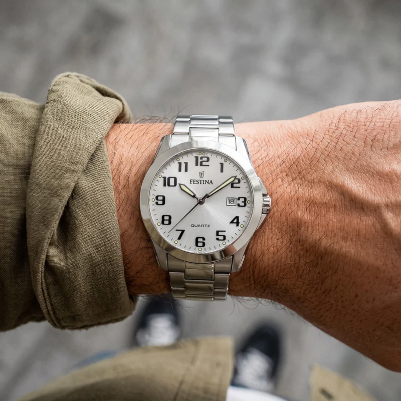 Festina Classics F16376/7 Herrenuhr Weiß • Mineralglas • Edelstahlarmband