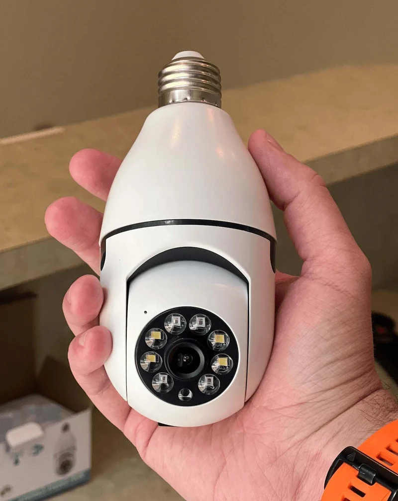 Slimme Beveiligingscamera Gloeilamp met 360° Rotatie Nachtzicht HD Bewaking voor Thuis Kantoor Babykamer | Sansoti