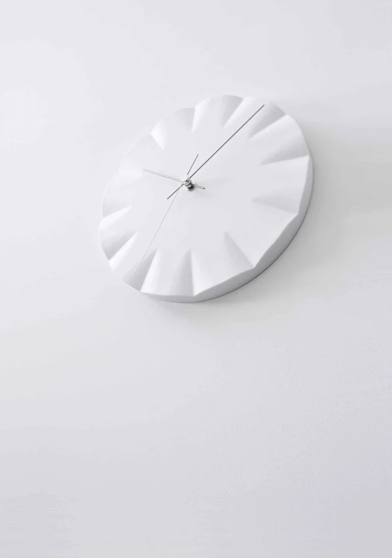 Lemnos Kifuku HN12-09 Wanduhr Weiß • Geräuschloses Quarzwerk • Japanisches Design